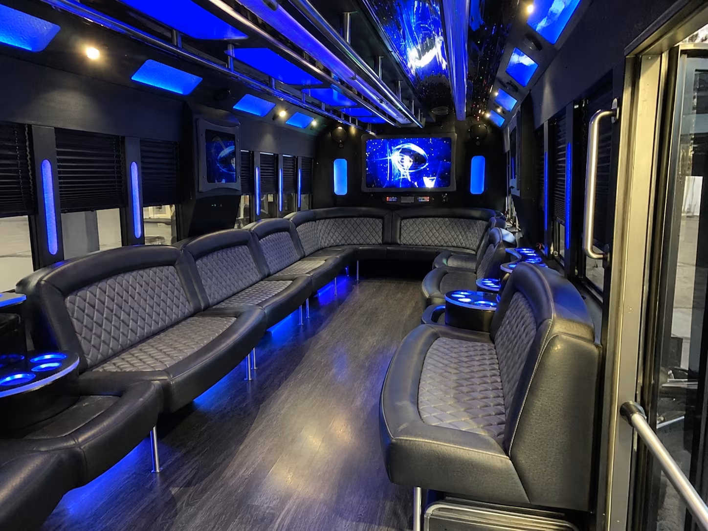 coppell 28 passenger party bus interior